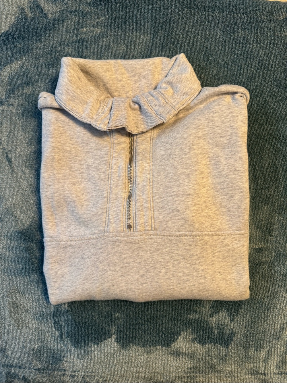 Old Navy Womens Light Gray Quarter-Zip Sweater with pockets